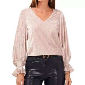 NWT-Vince Camuto elegant pearl sleigh all day ￼